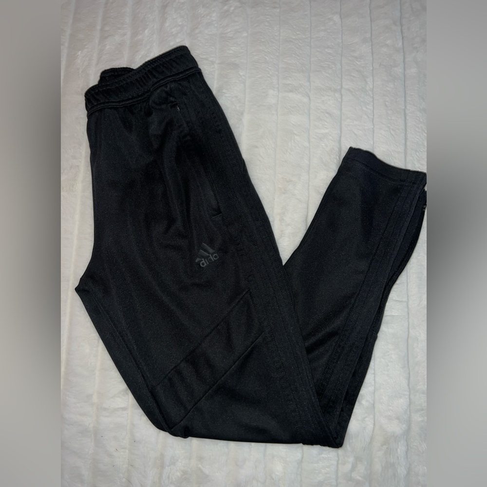 Boys adidas jogger